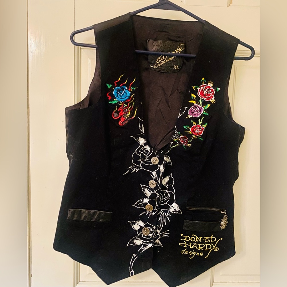 Ed hardy Christian Aguilar vintage y2k vest Tiger women’s xl embroidered